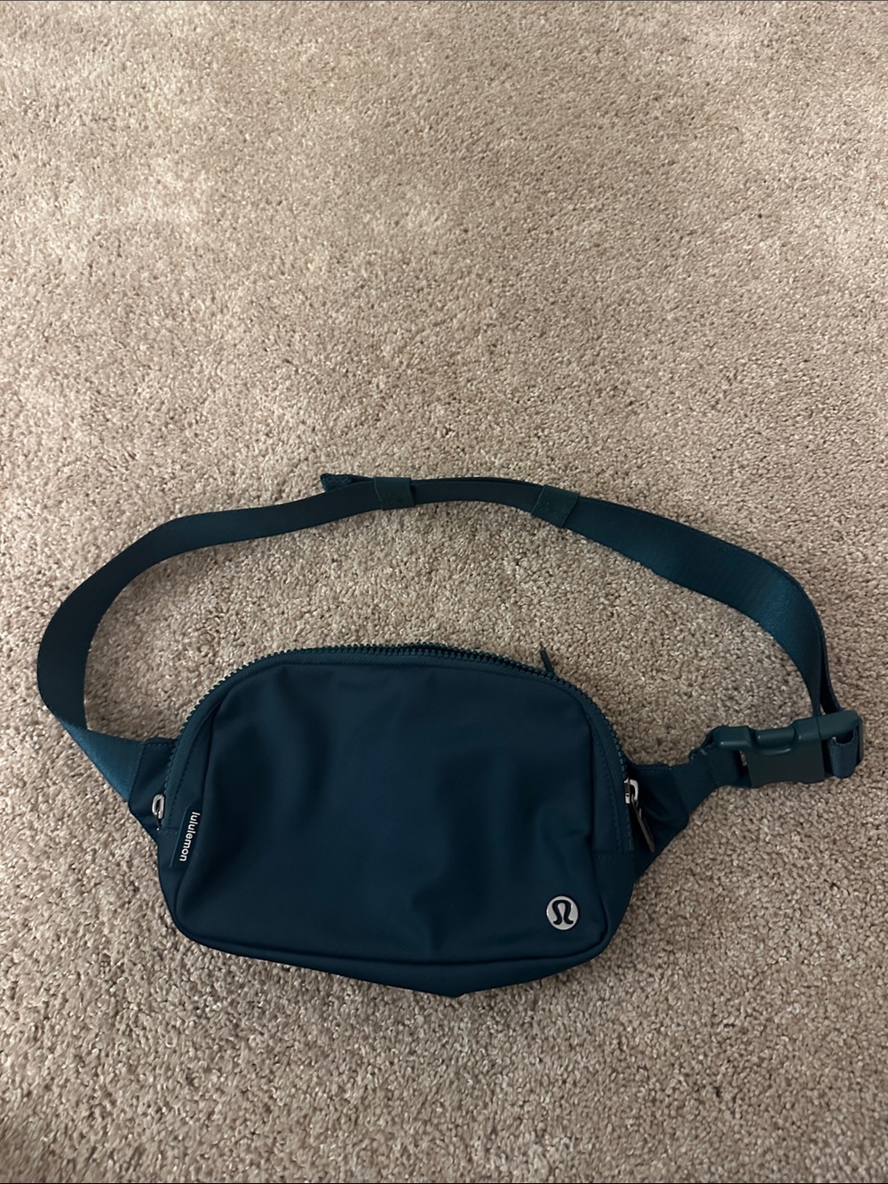 lululemon athletica Men's Teal Belt Bag - Streamlined Waist Pack